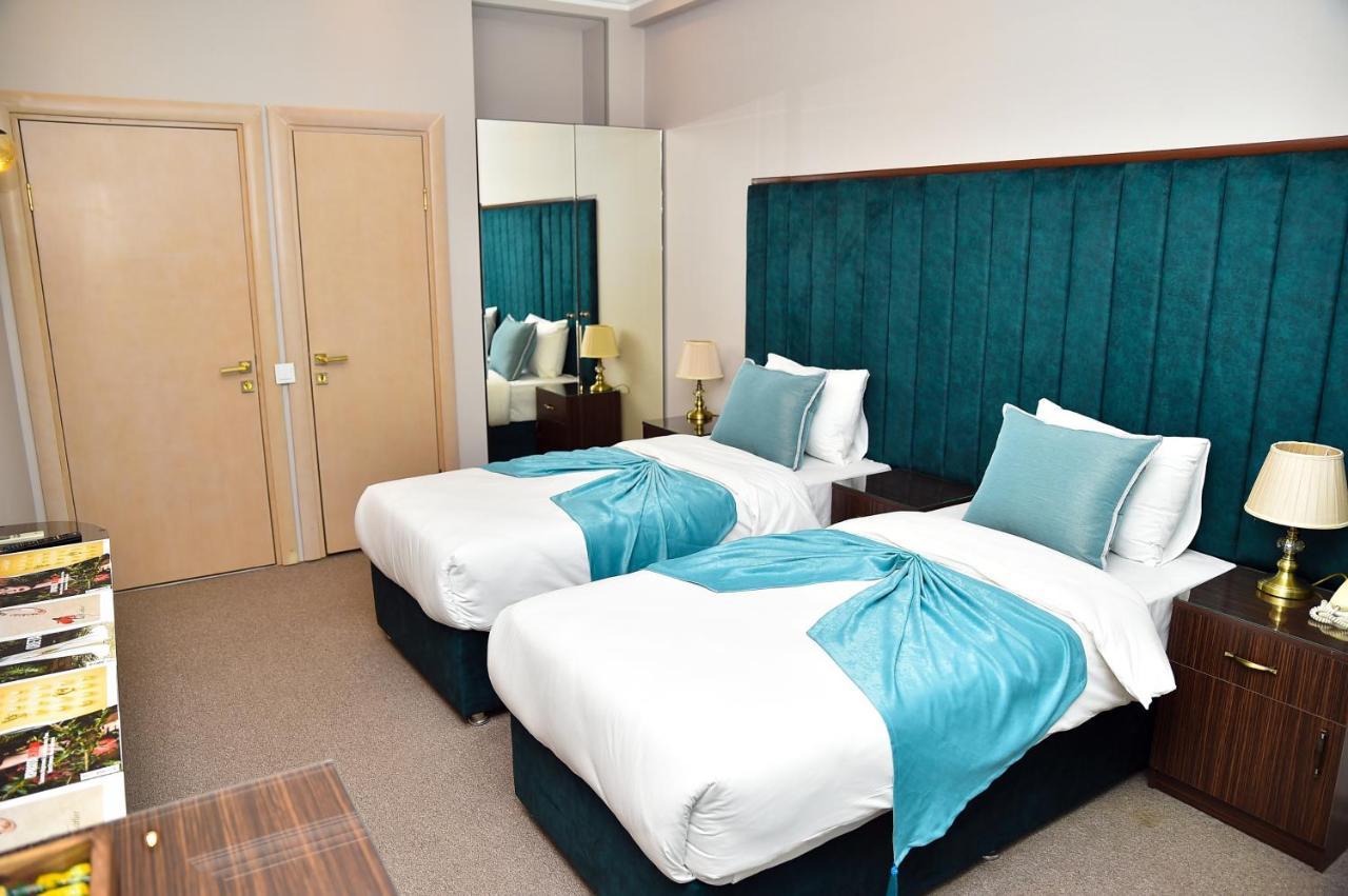 Karat Inn Hotel Baky Esterno foto