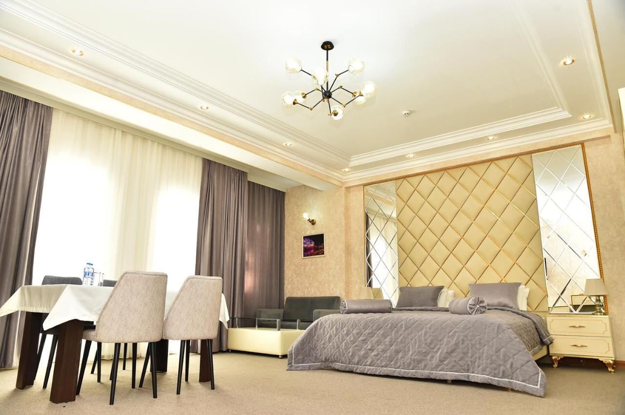 Karat Inn Hotel Baky Esterno foto