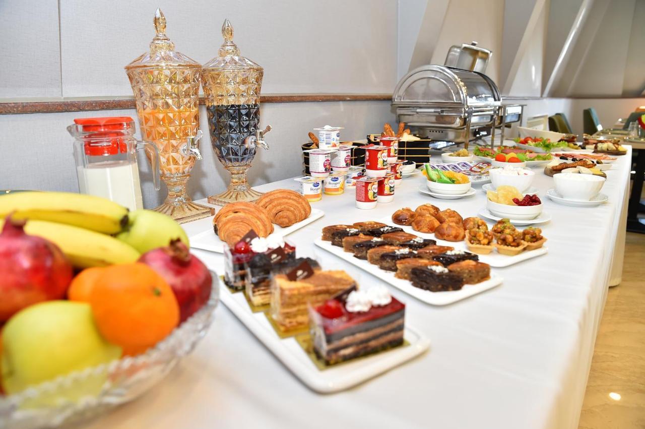 Karat Inn Hotel Baky Esterno foto