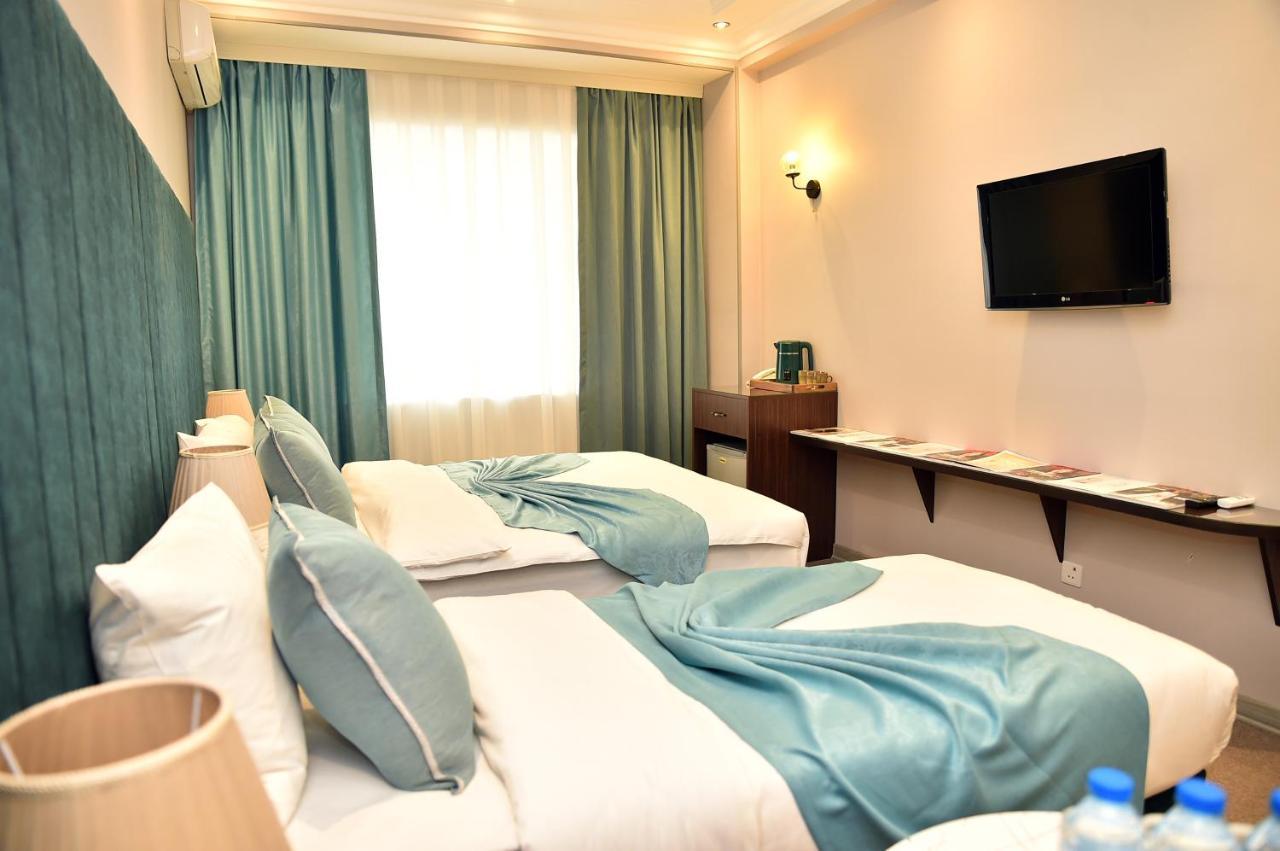 Karat Inn Hotel Baky Esterno foto